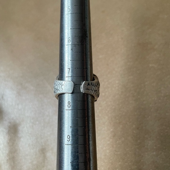 Unique brass texture reptile croc alligator ring silver boho layer statement - Picture 6 of 7